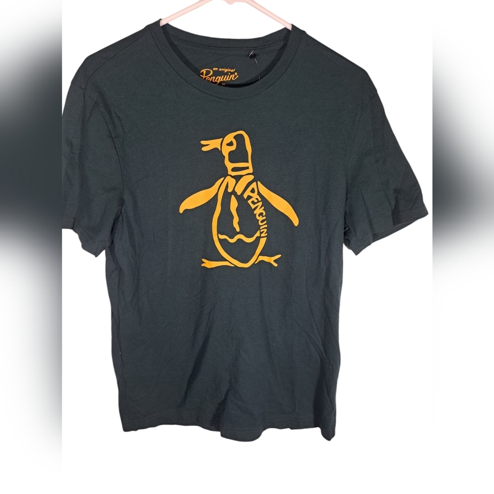 Original Penguin Tee by Munsingwear Size Medium